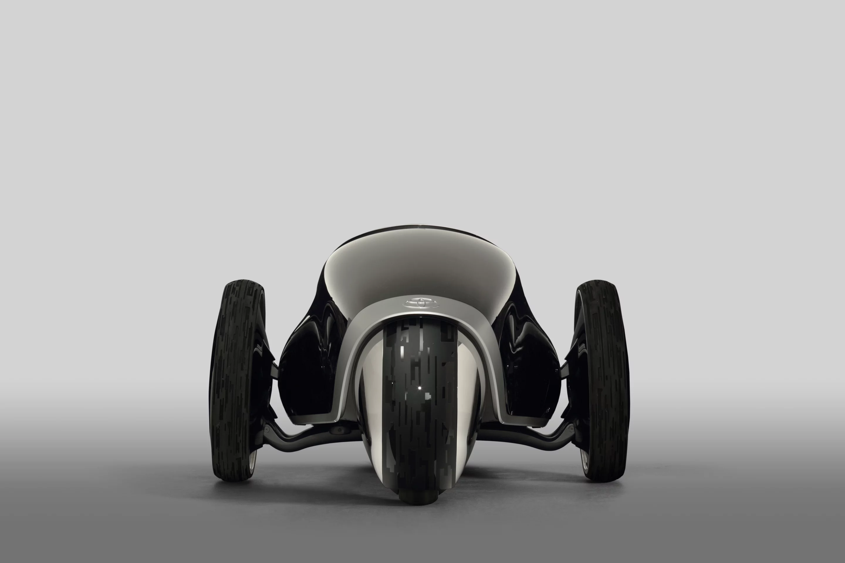 Toyota's FV2 Concept from the back