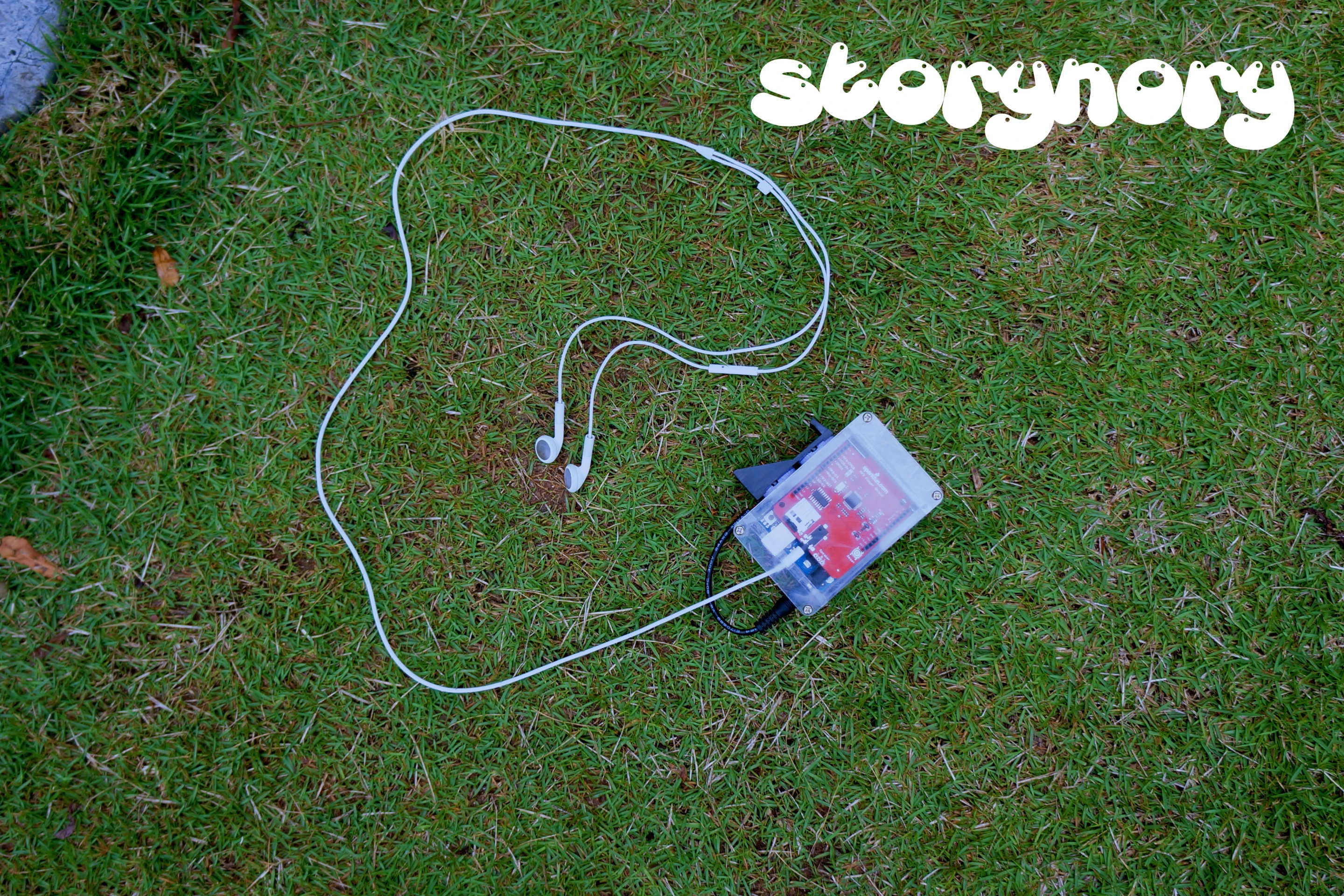 An old pair of headphones or earphones, or some working speakers are all you need to hear the pre-recorded audiobooks contained on the Storynory module, each of which is read out in the language local to the user