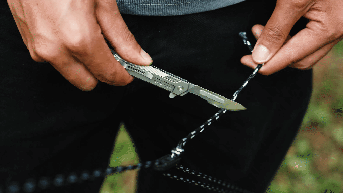 The Comandi TI Knife can easily cut through rope, string, paper, boxes, fruit and veggies – whatever you need