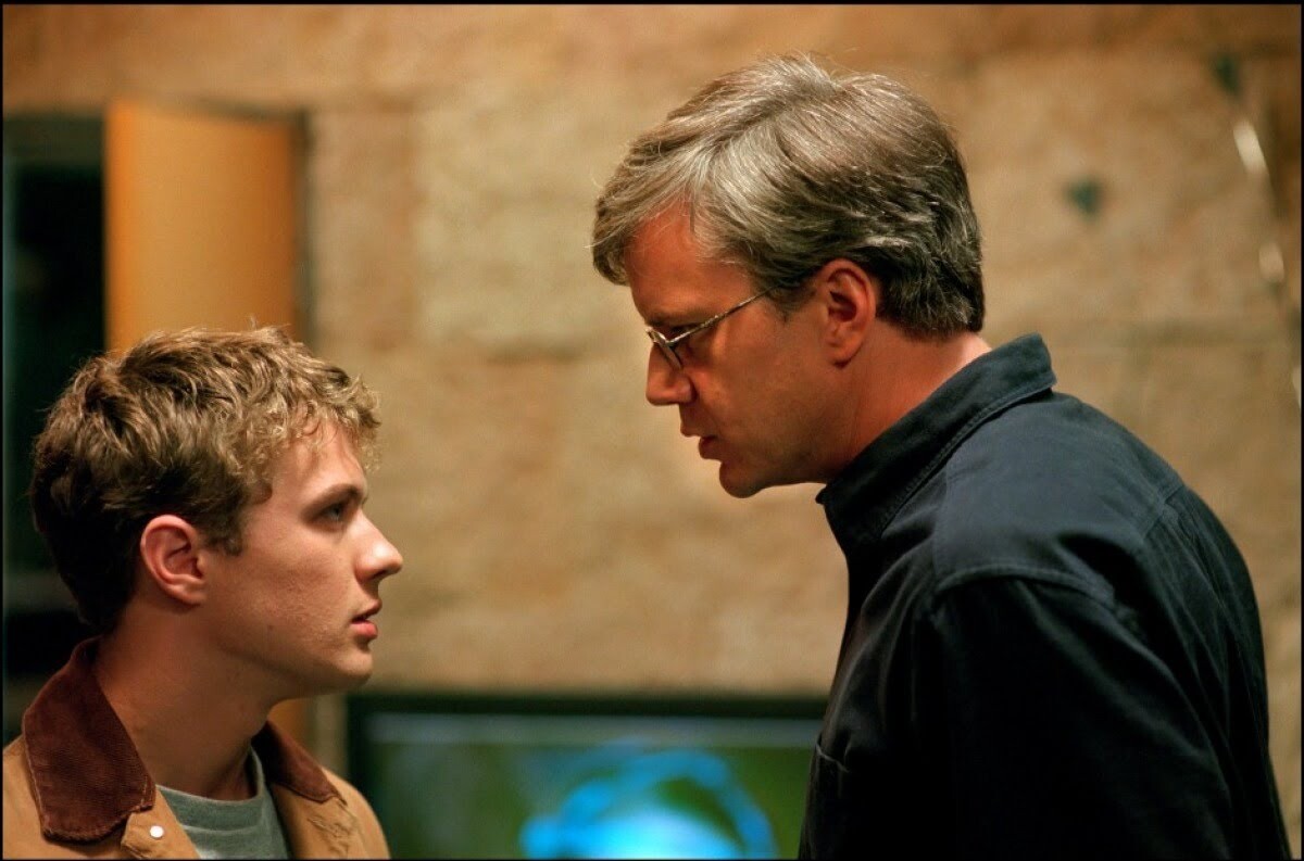 Tim Robbins and Ryan Phillipe go head to head in "AntiTrust"