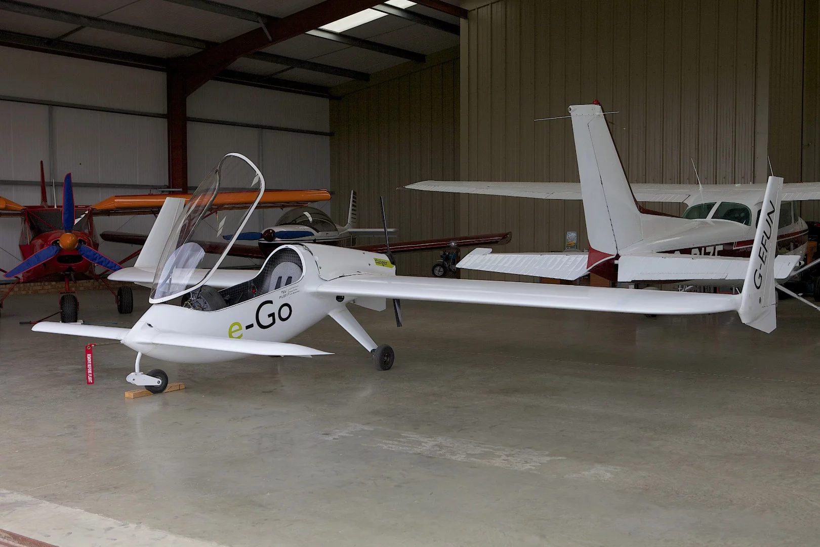 The e-Go aircraft is made of pre-preg carbon fiber, with foam in the wings