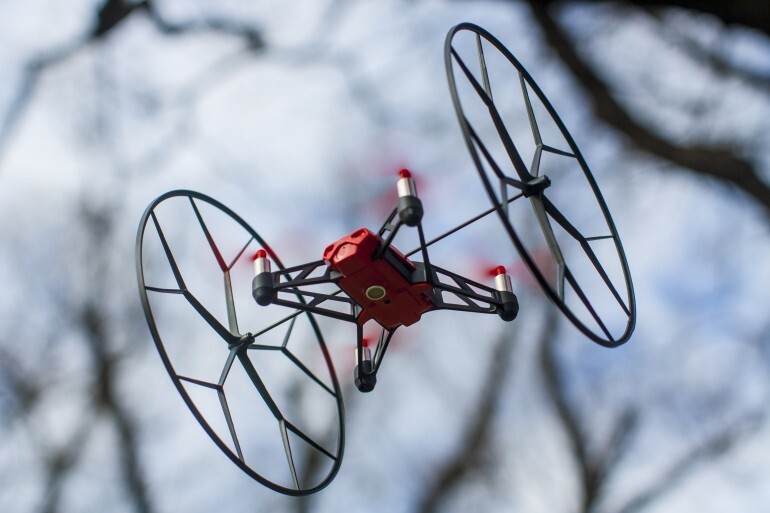 The Parrot Rolling Spider Minidrone is available in blue, white or red for $100 (Photo: Nick Lavars/Gizmag.com)