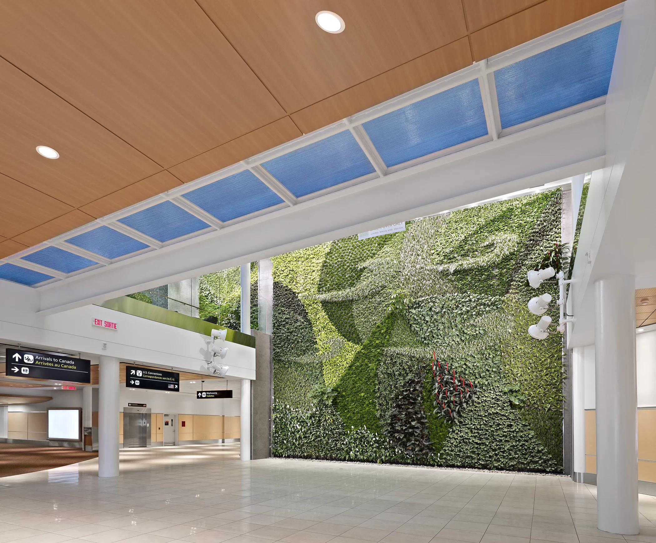 Edmonton International Airports Living Wall (Photo: Merle Prosofsky)