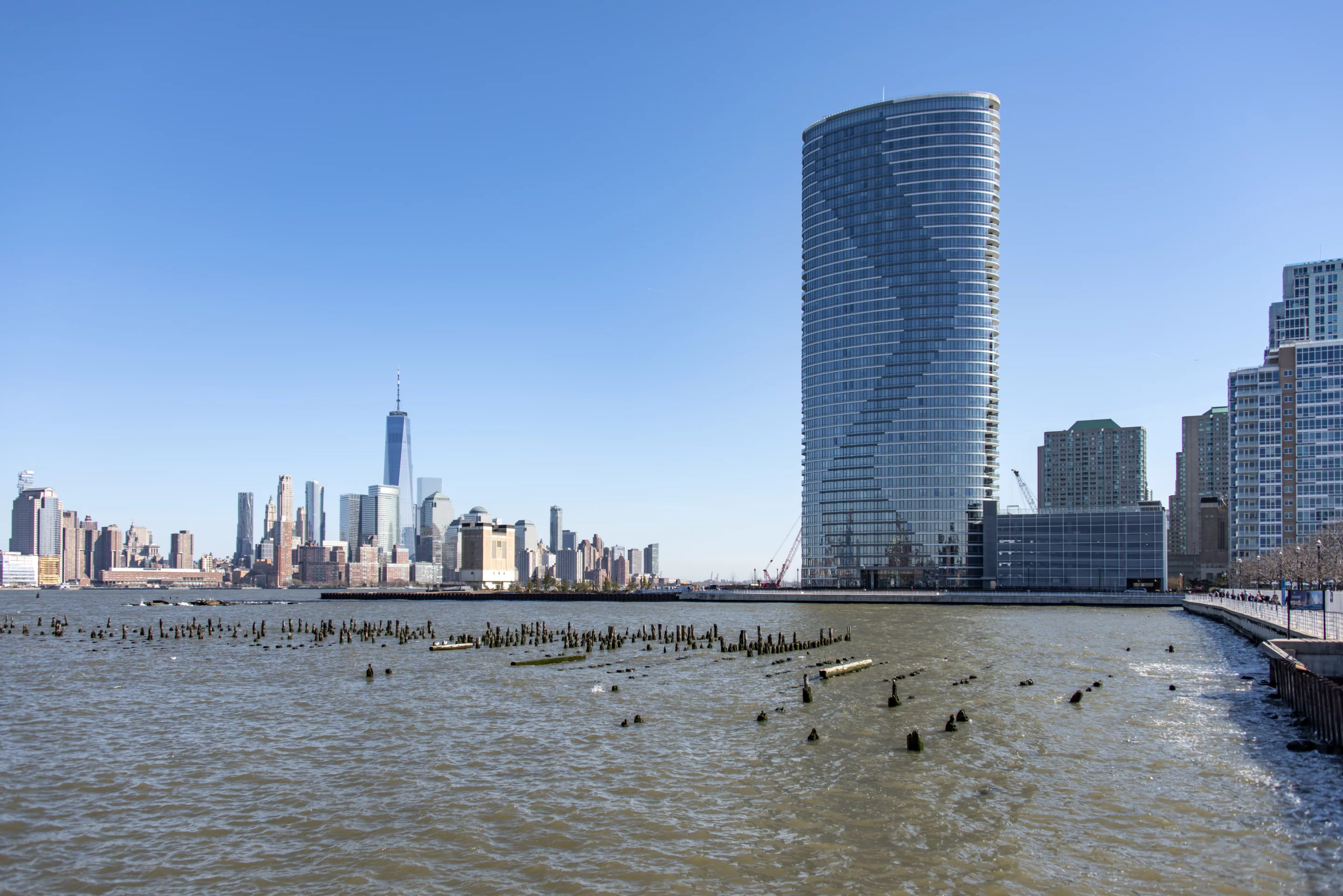 Runner up The Ellipse, by Arquitectonica and Haines Lundberg Waehler, offers fantastic views of the Hudson River and Manhattan skyline