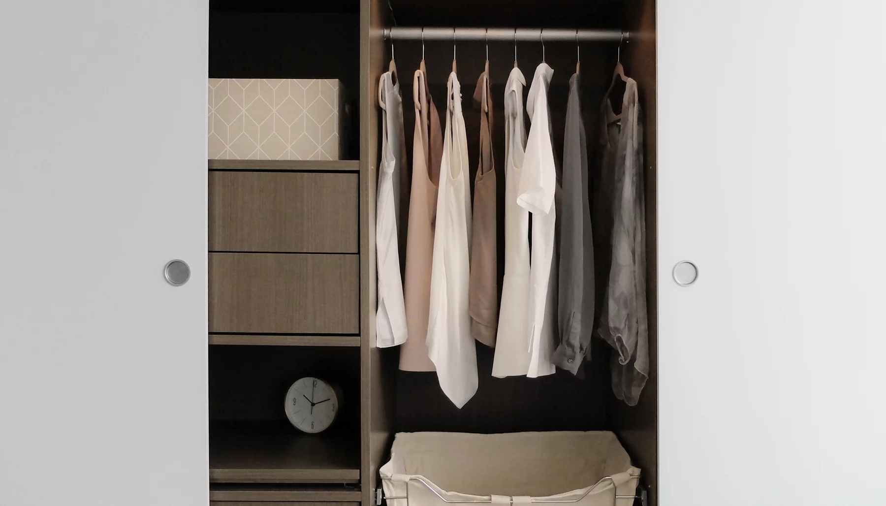 The overriding design principle was that the unit had to maximize storage space and minimize clutter