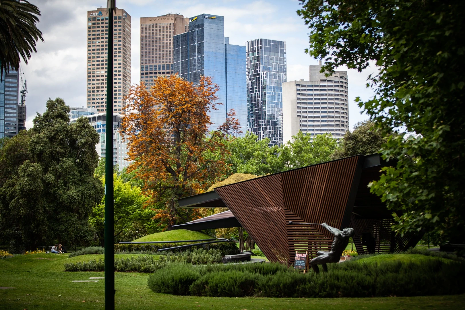 In designing the new MPavilion, Carme Pinós sought to come up with a way to connect the structure to the city