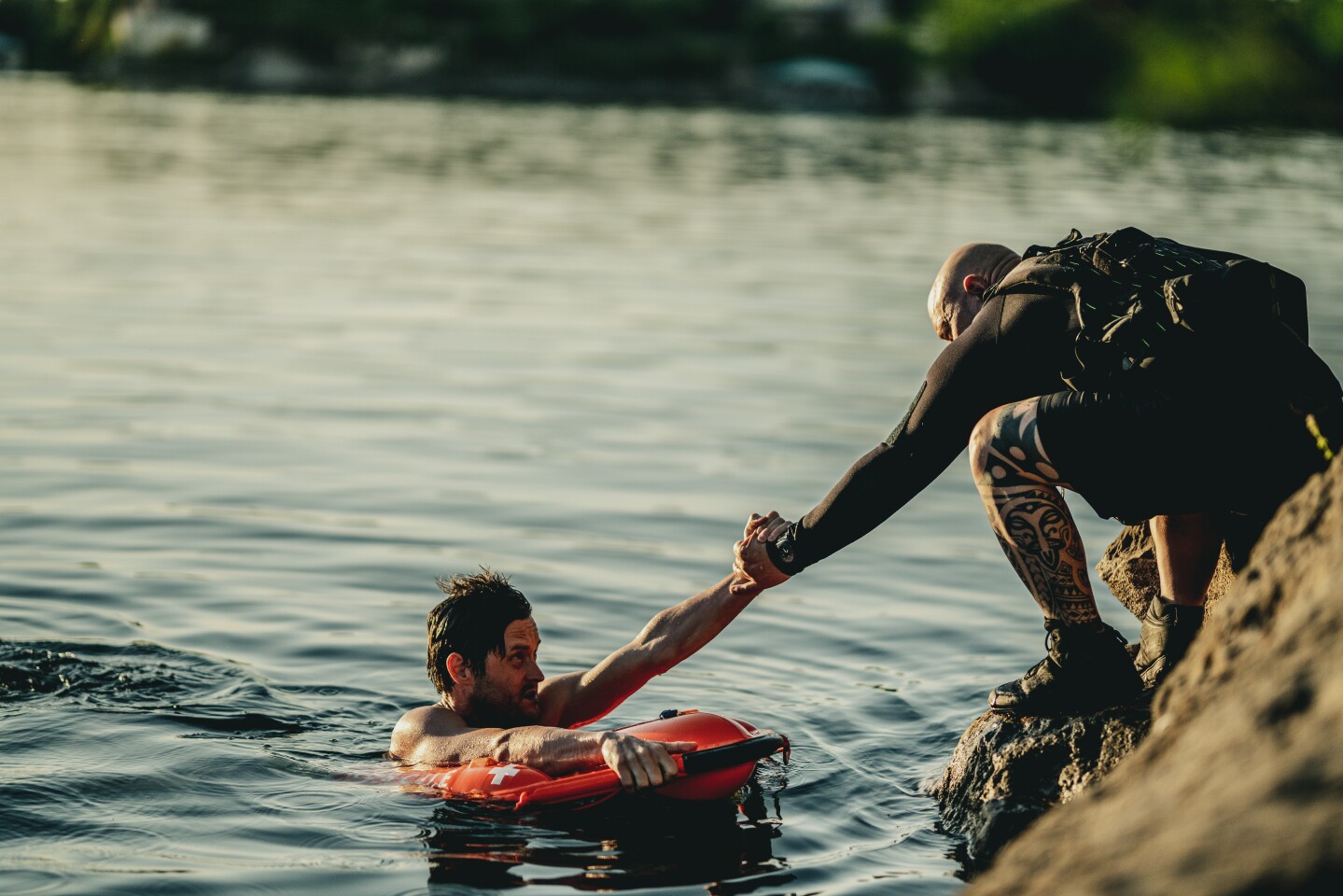 The Dolphin 1 is designed to be big enough so that an exhausted swimmer can lay on it like a bodyboard, grab hold of the ropes around the edge or the carry handles at the nose and be brought safely back to shore