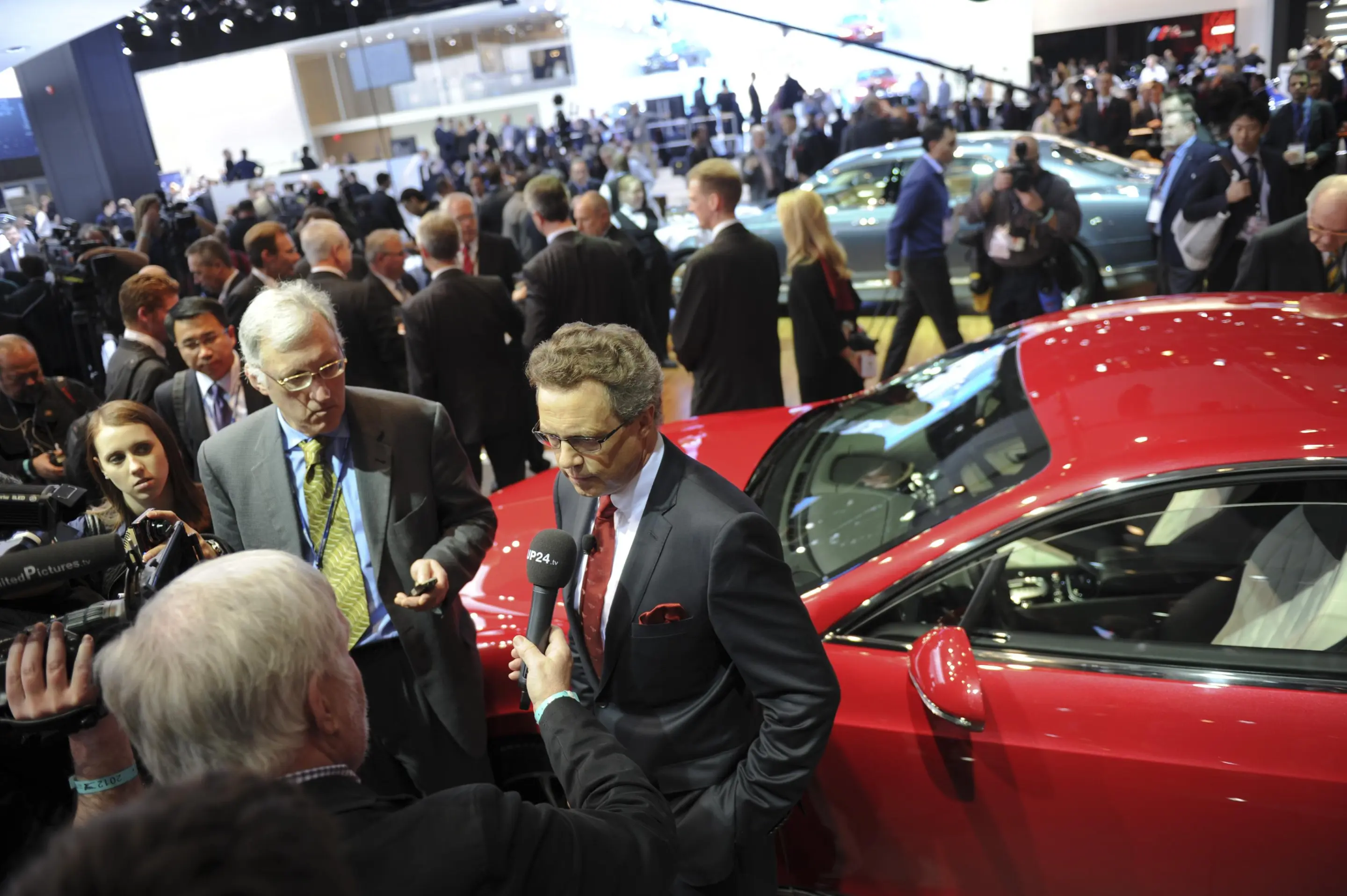 Bentley executives are confident the V-8 will not only boost fuel economy but also boost sales by way of new customers