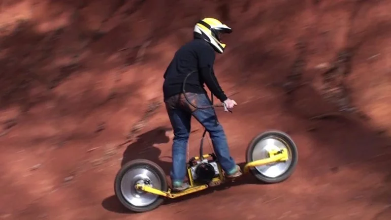 The 2011 MXB Shocker Motocrossboard