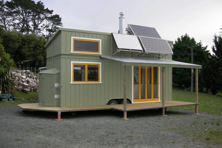 The owner, Briar Hale, paid a total of NZ$130,000 (about US$87,100) for the tiny home built by ex-boat builder and carpenter Jeff Hobbs