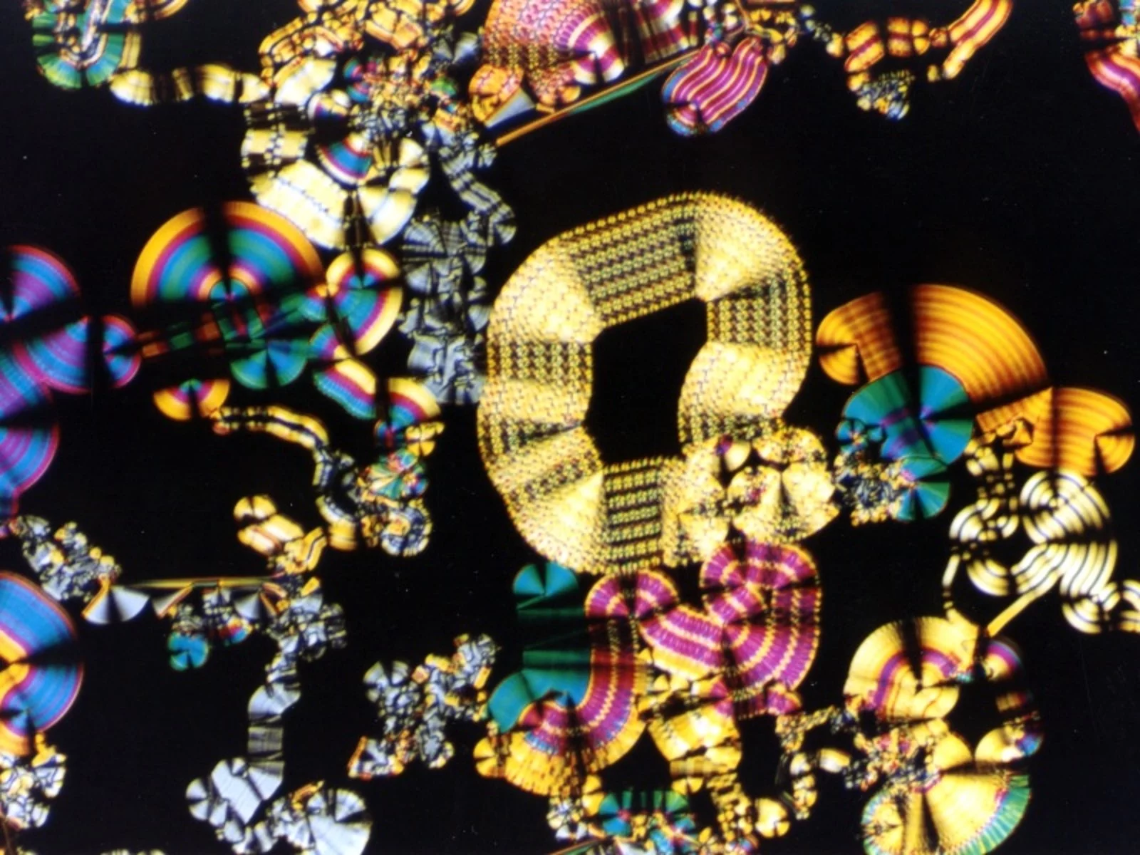 The parallel ordering of liquid crystals make them near-frictionless lubricants (Image: Minutemen/Wikimedia)