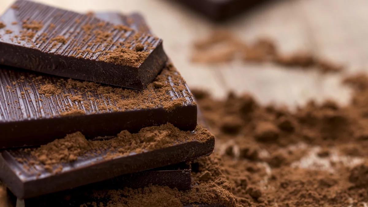 Researchers have finally discovered the key to dark chocolate's health benefits (Photo: Shutterstock)