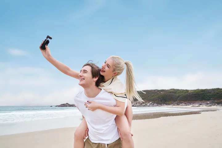The MOIN CAMERA will improve your video-making skills by allowing you, the content creator, to focus on the subject