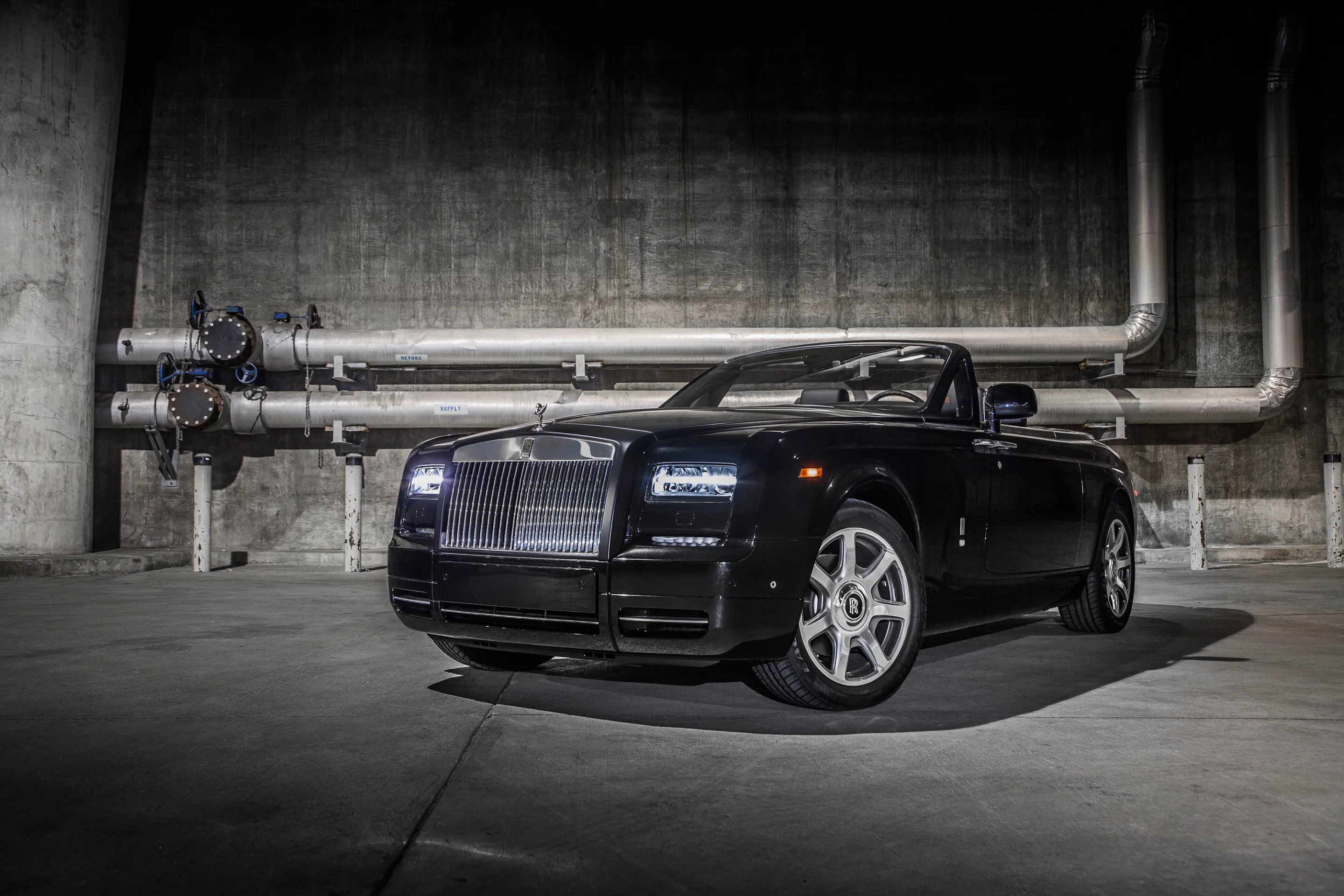 The Phantom Drophead Coupé "Nighthawk" is part of Rolls-Royce's Bespoke collection