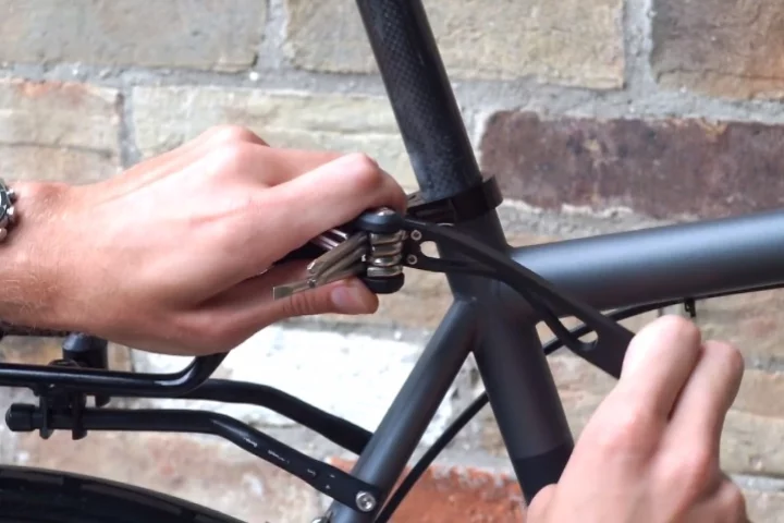 The Crankl's bottom beam folds in at either 2 or 5 newton meters