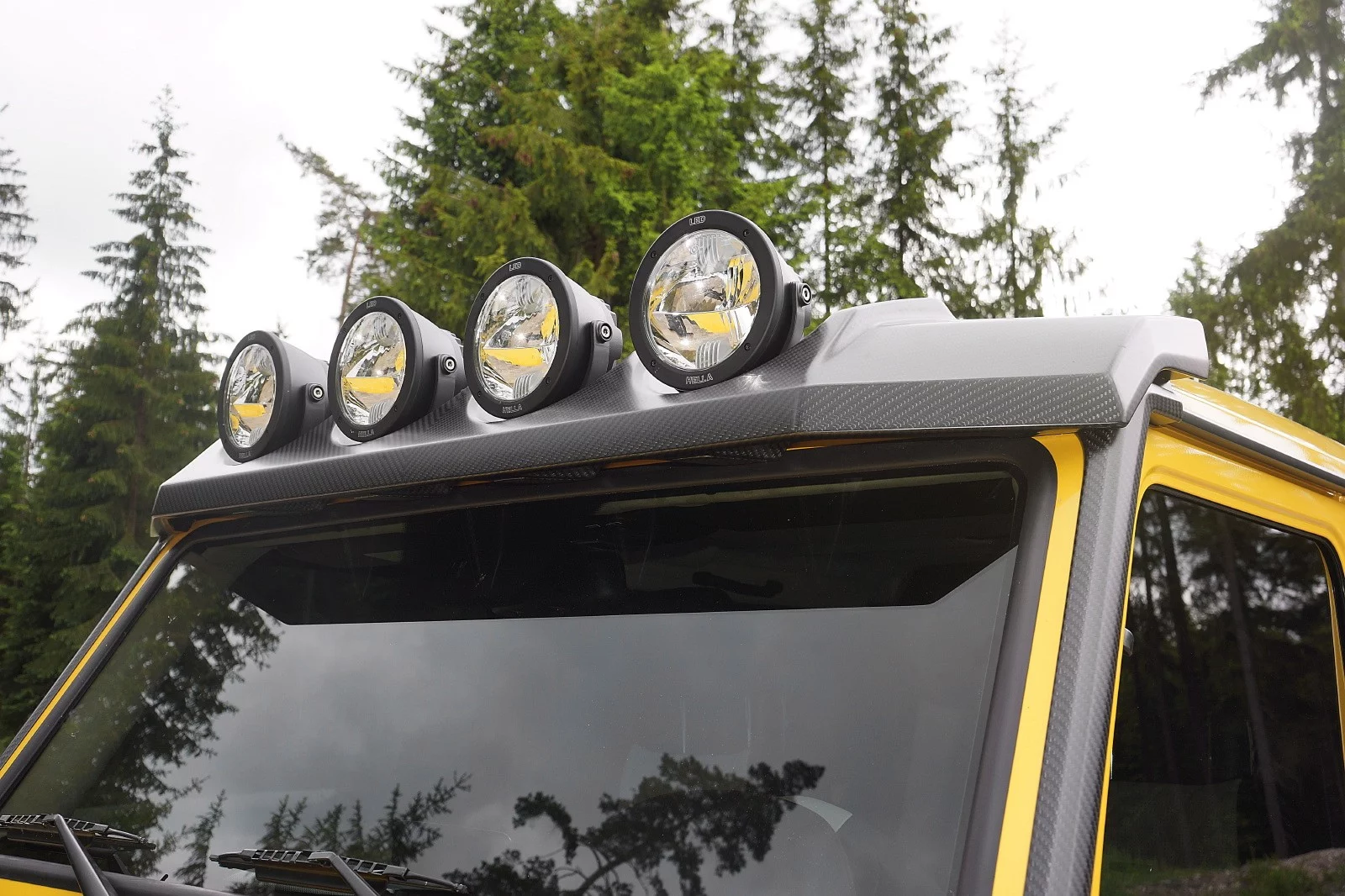 Mansory adds off-road roof lighting