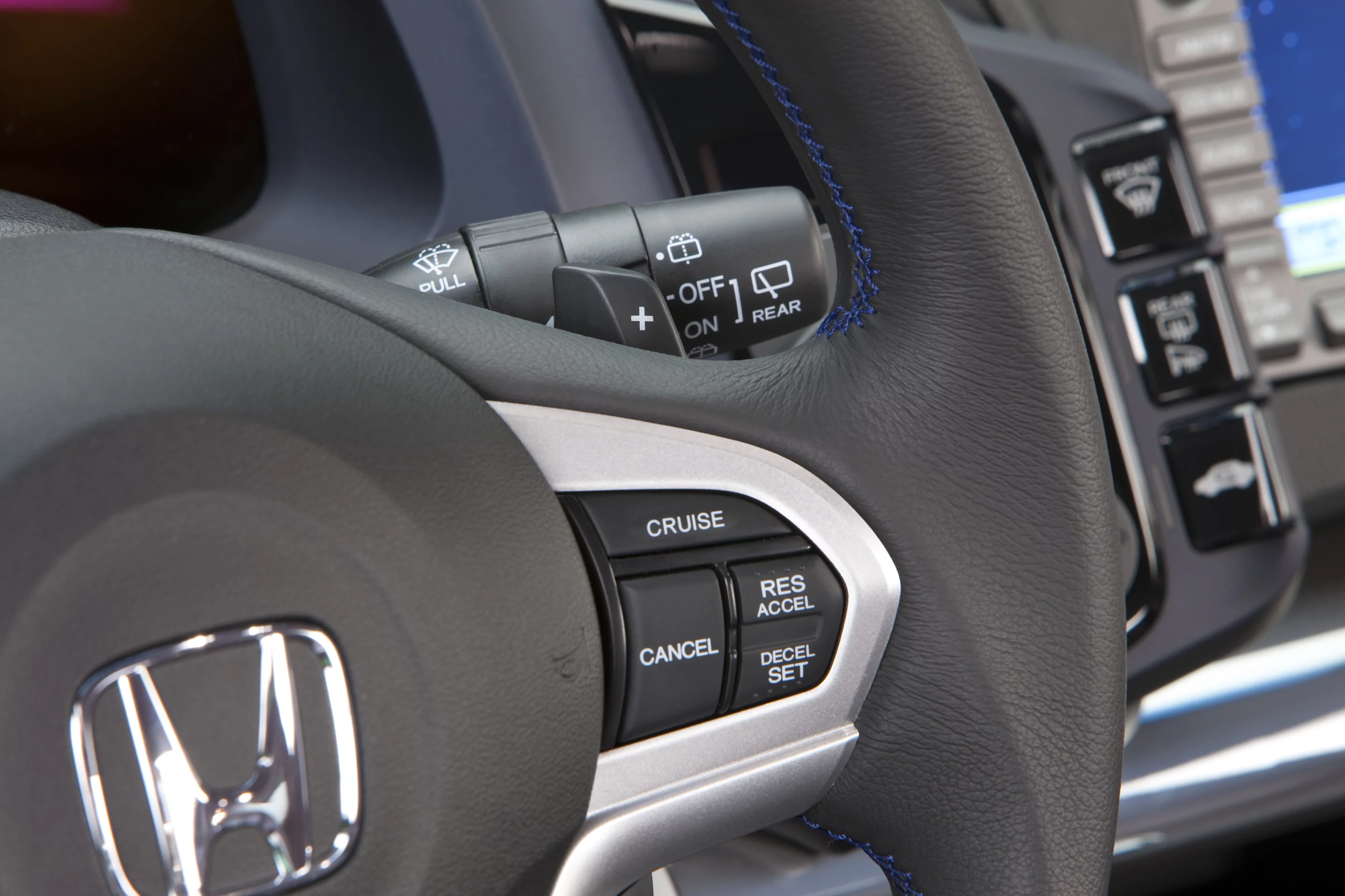 Hondaâ€™s CR-Z 2010 hybrid