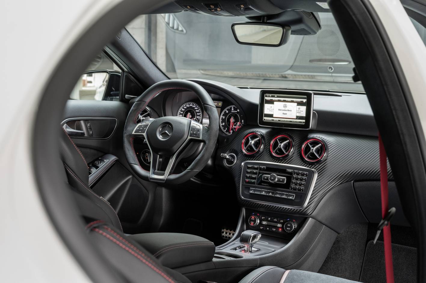 The A 45 AMG interior