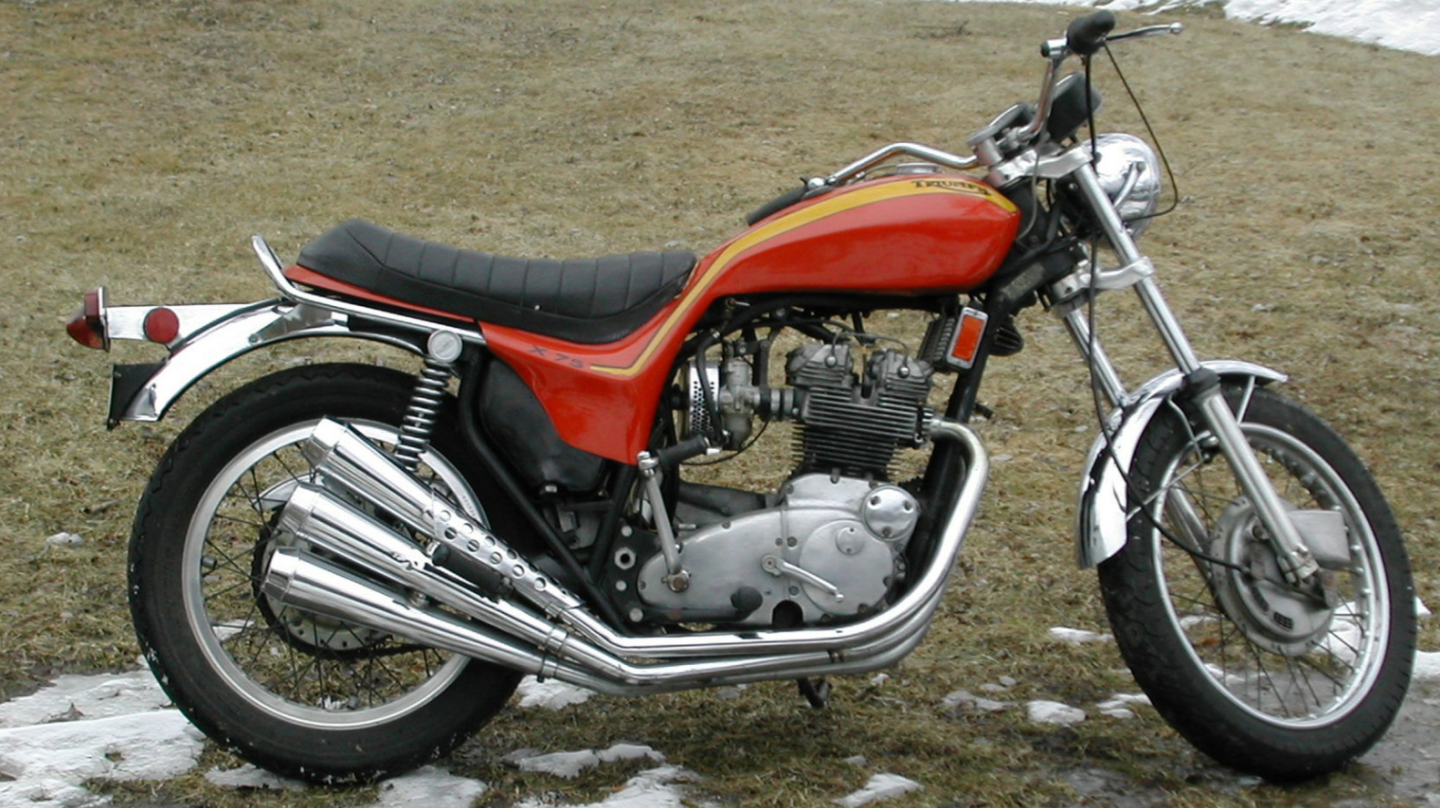 Craig Vetter's iconic X75 design is usually an auction favorite, though this 1973 Triumph Hurricane X75 went cheaply at $25,300 . Auction Description