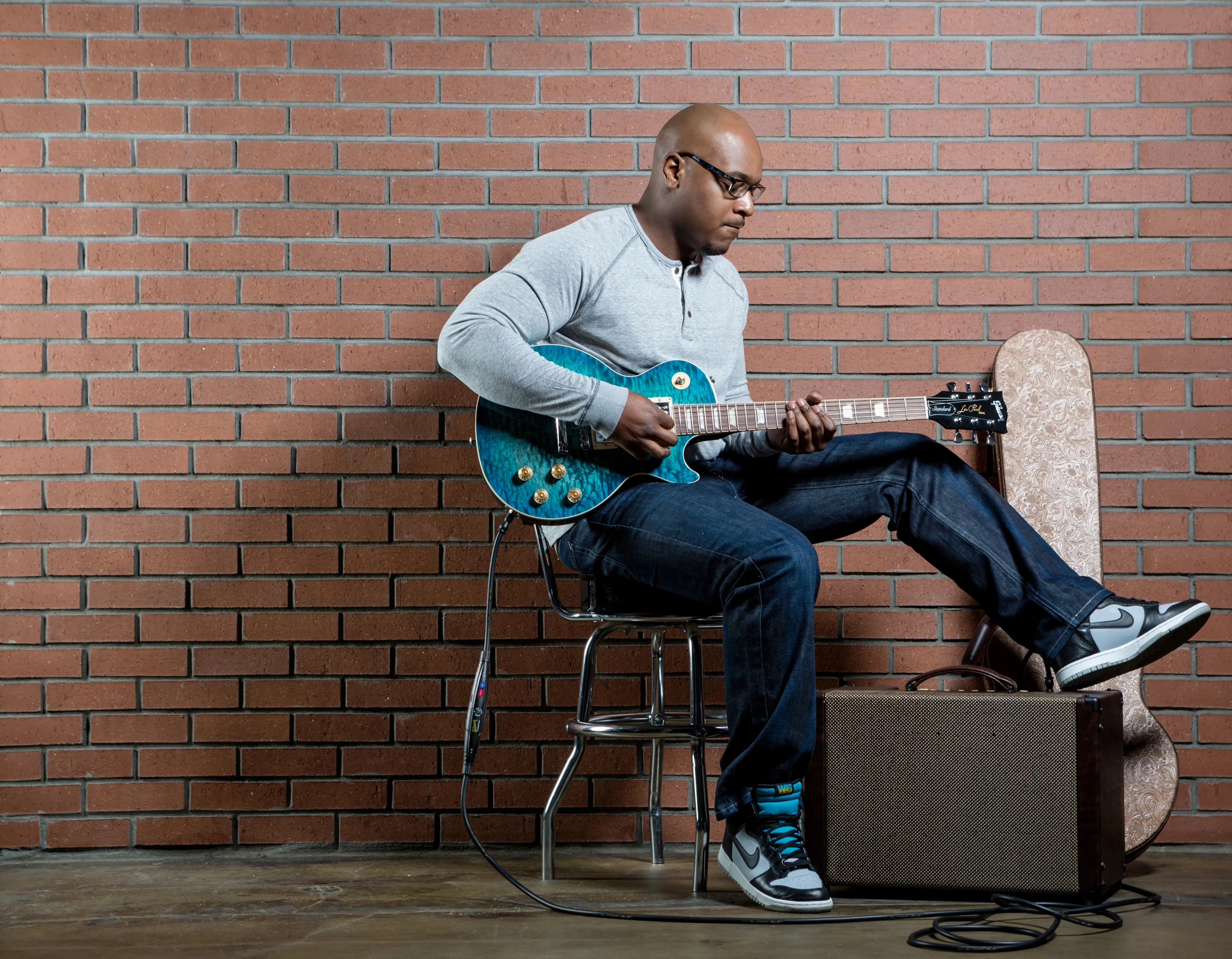 Players just need to plug the high-end, low capacitance cable into a guitar, bass, keyboard or drum machine output and press the button front and center