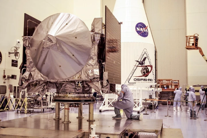 The sample return capsule will bring between 60-2000 g (2-70 oz) of Bennu's regolith back to Earth