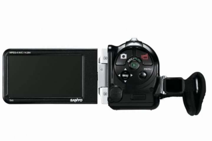 All models sport a 3-inch LCD screen