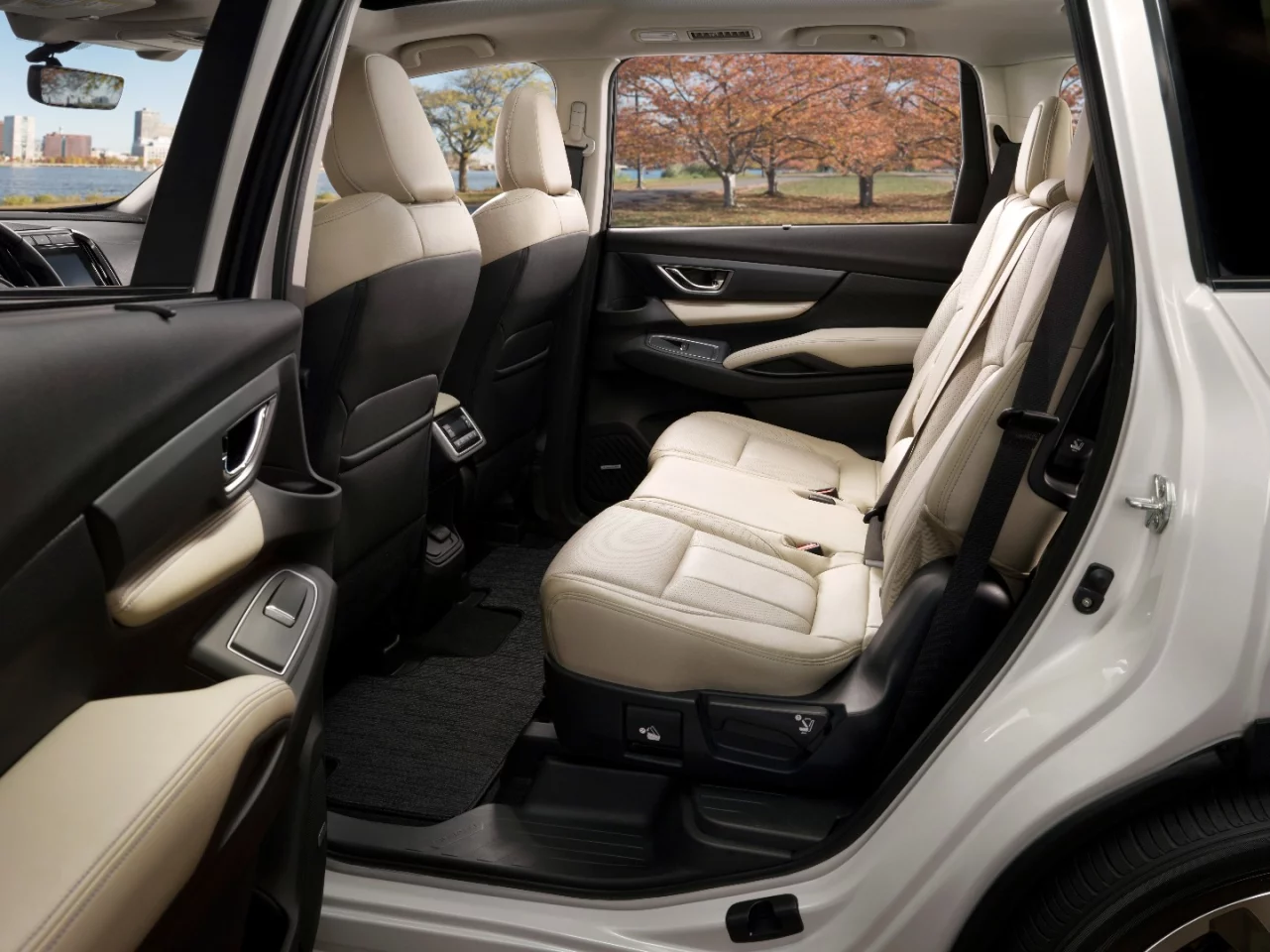 The Subaru Ascent has a 113.8-inch (2,890.5mm) wheelbase and 153.5 cubic feet (4,347 liters) of passenger volume