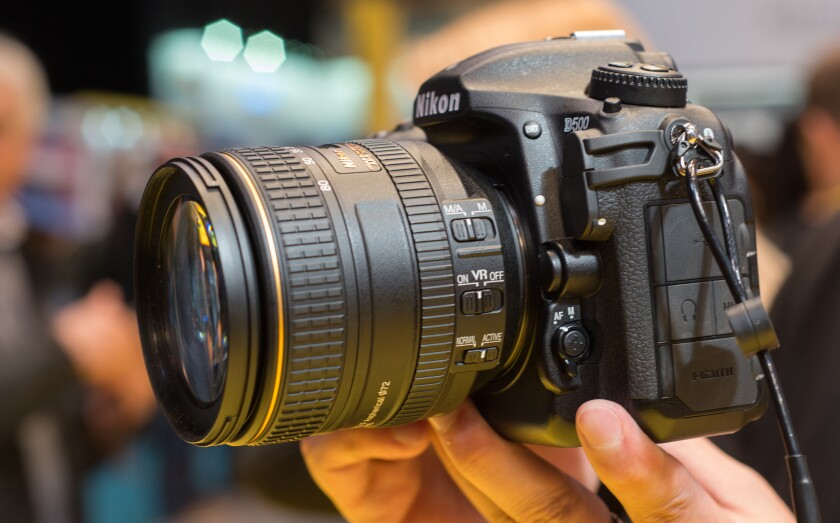 The Nikon D500 has an AF system with 153 focus points (including 99 cross-type)