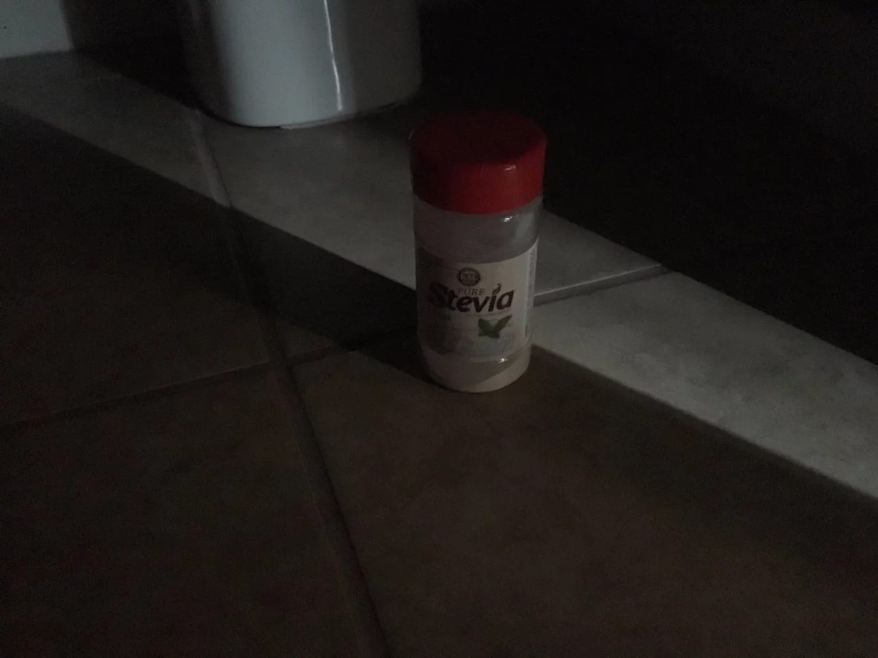 Poorly-lit shot, iPhone 6s