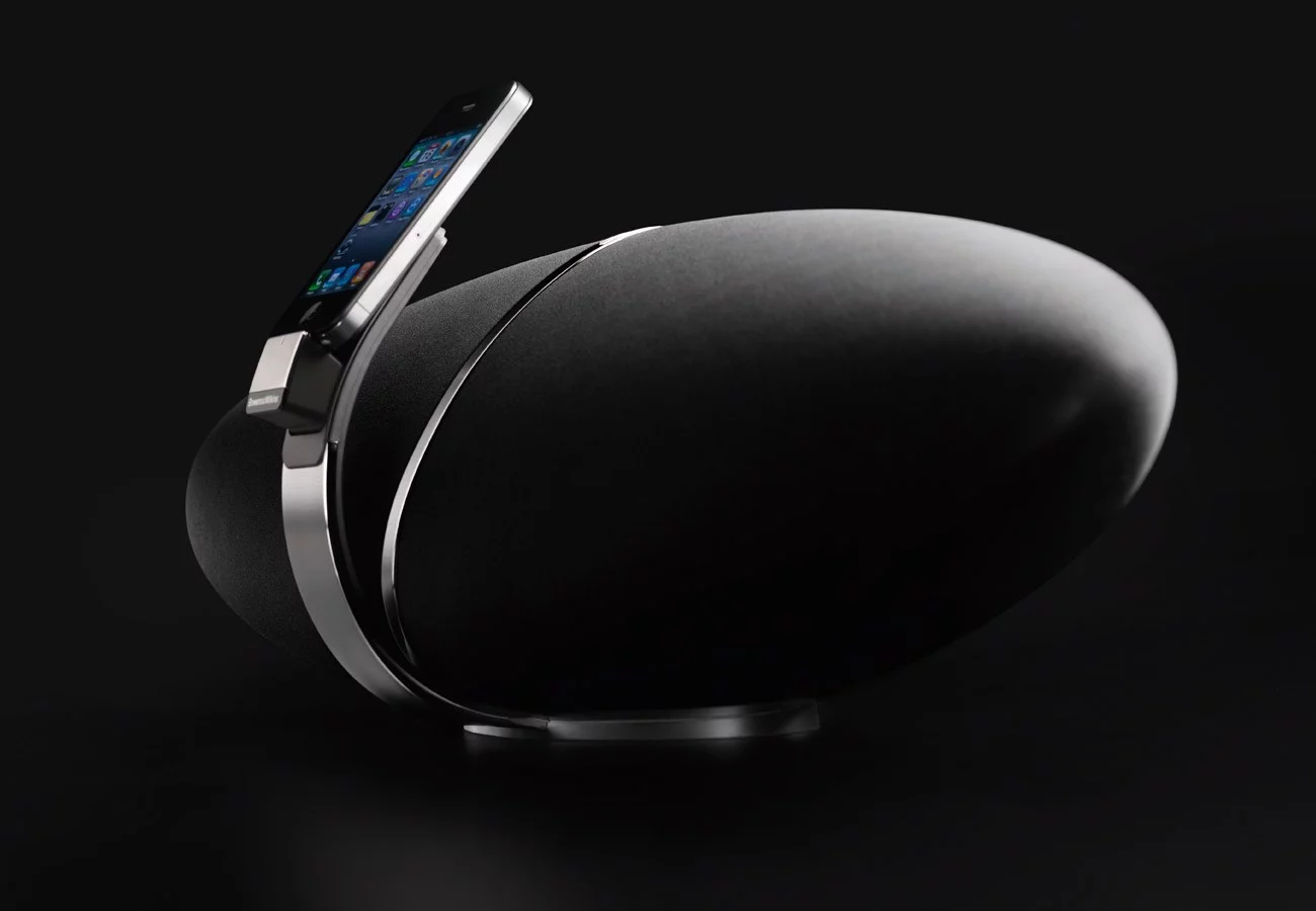 Bowers & Wilkins has announced a new Zeppelin iPod speaker that utilizes Apple's Air technology to wirelessly stream audio around the home