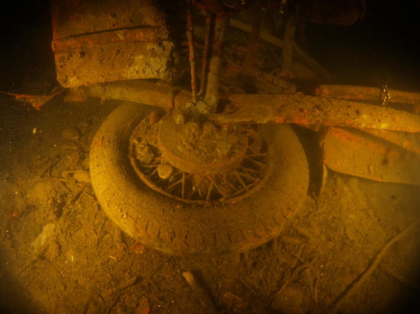 One of the most remarkable stories of automotive history closed another fascinating chapter at the third annual Bonhams Rétromobile sale on January 23, 2010 when the legendary Lake Maggiore 1925 Bugatti Type 22 Brescia fetched EUR 260,500.