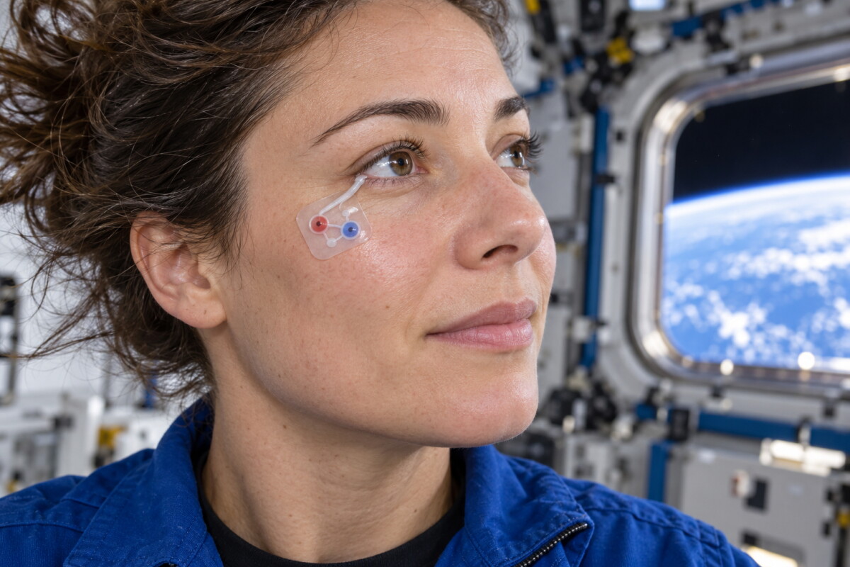 Wearable astro patch aims to deliver eyedrops in zero gravity