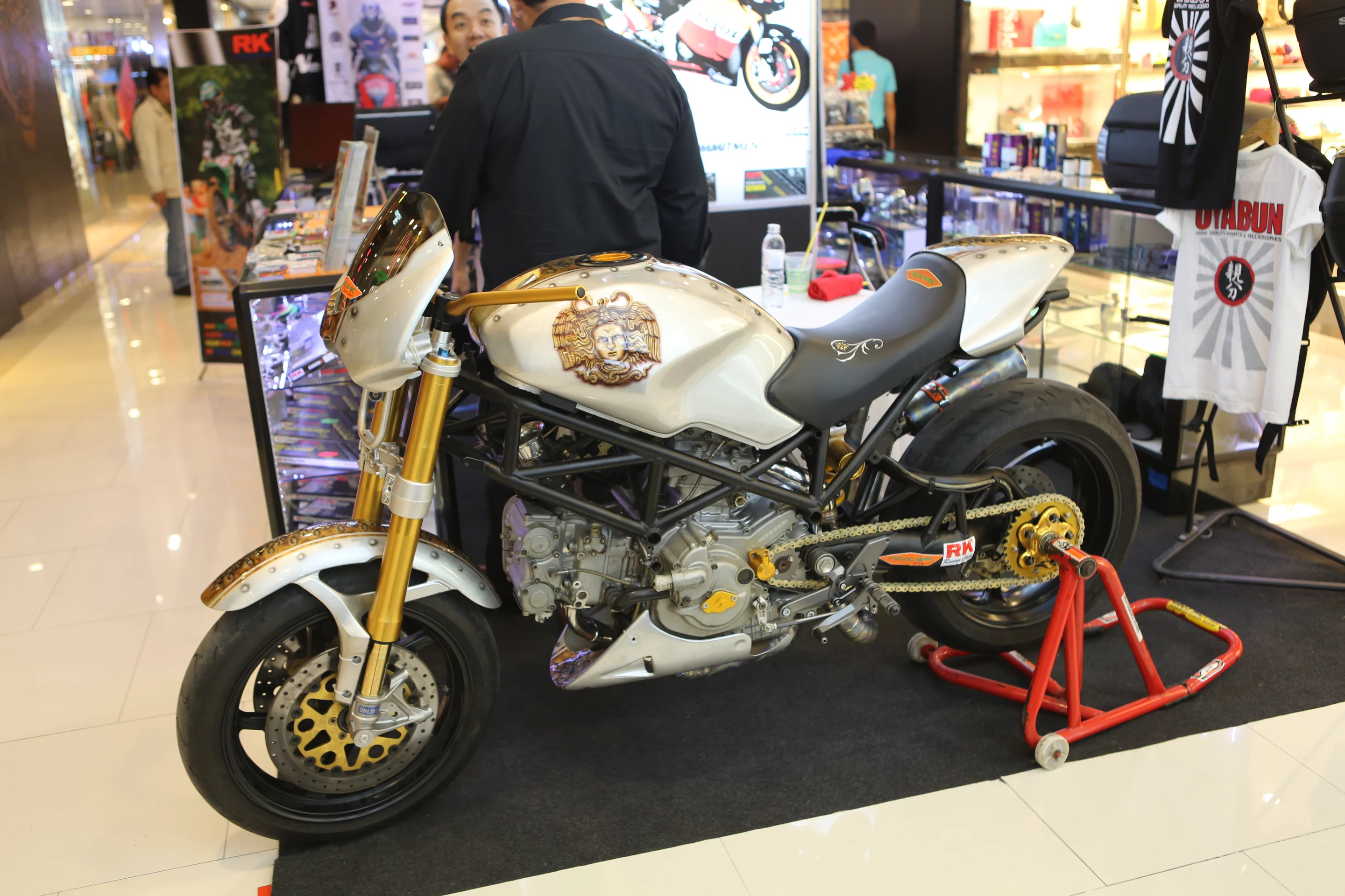 Ducati custom (Photo: Husna Namirembe/Gizmag)
