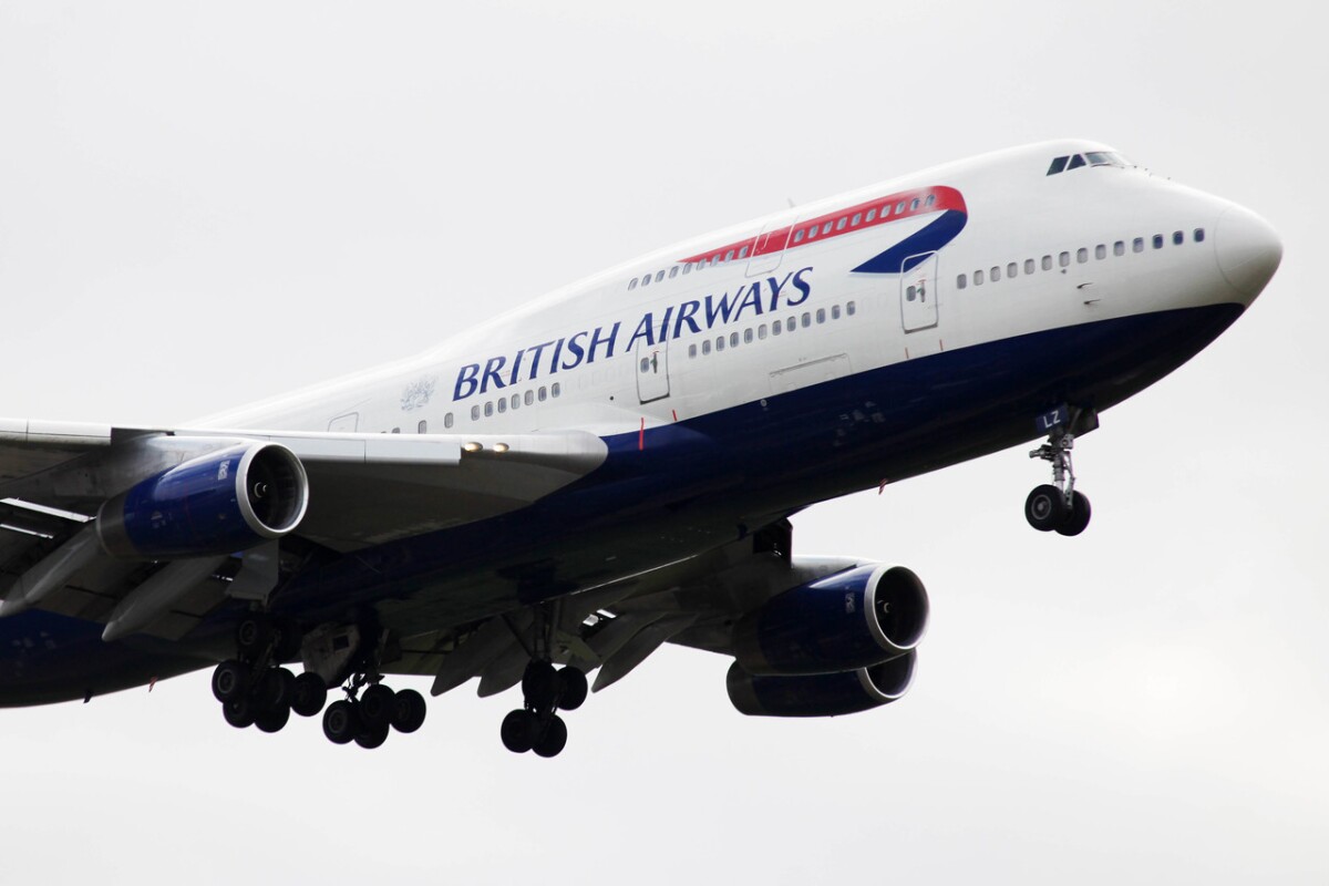 British Airways' current fleet of 747-400s consists of 31 aircraft