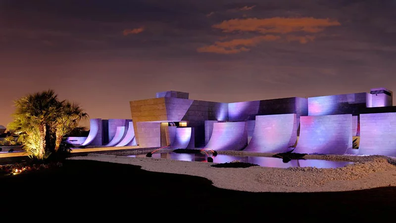 "1001 Nights" private dwelling by architects A-Cero