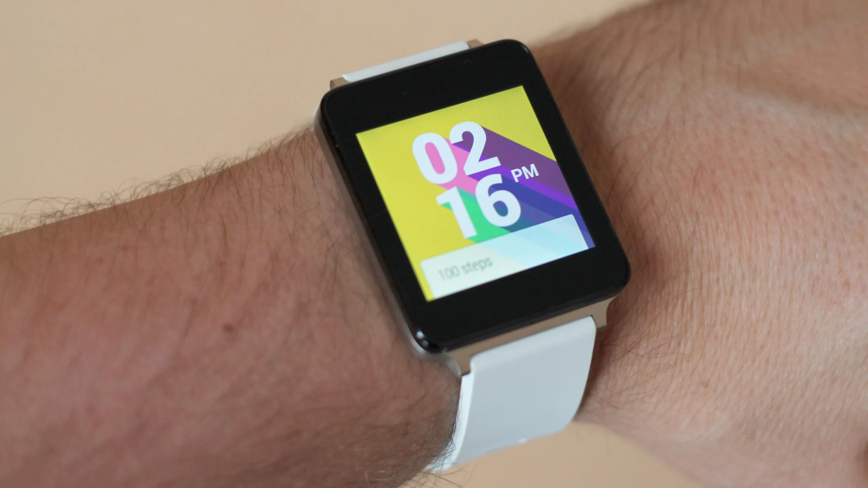 Gizmag takes a first look at one of the first Android Wear smartwatches, the LG G Watch