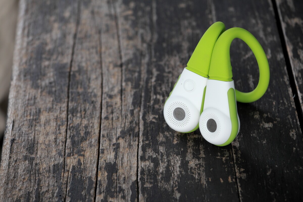 Music Wrap moves Bluetooth headphones from your ears to your neck