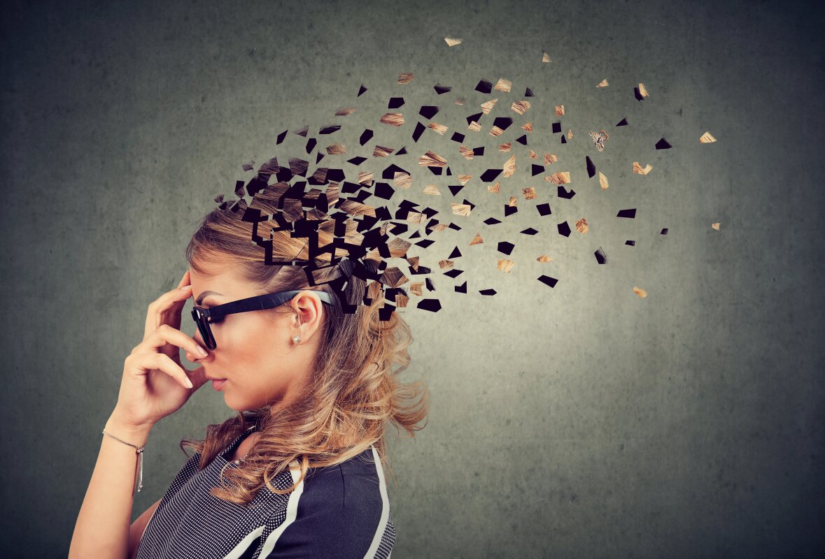 Hidden space between brain cells is now a new Alzheimer’s target