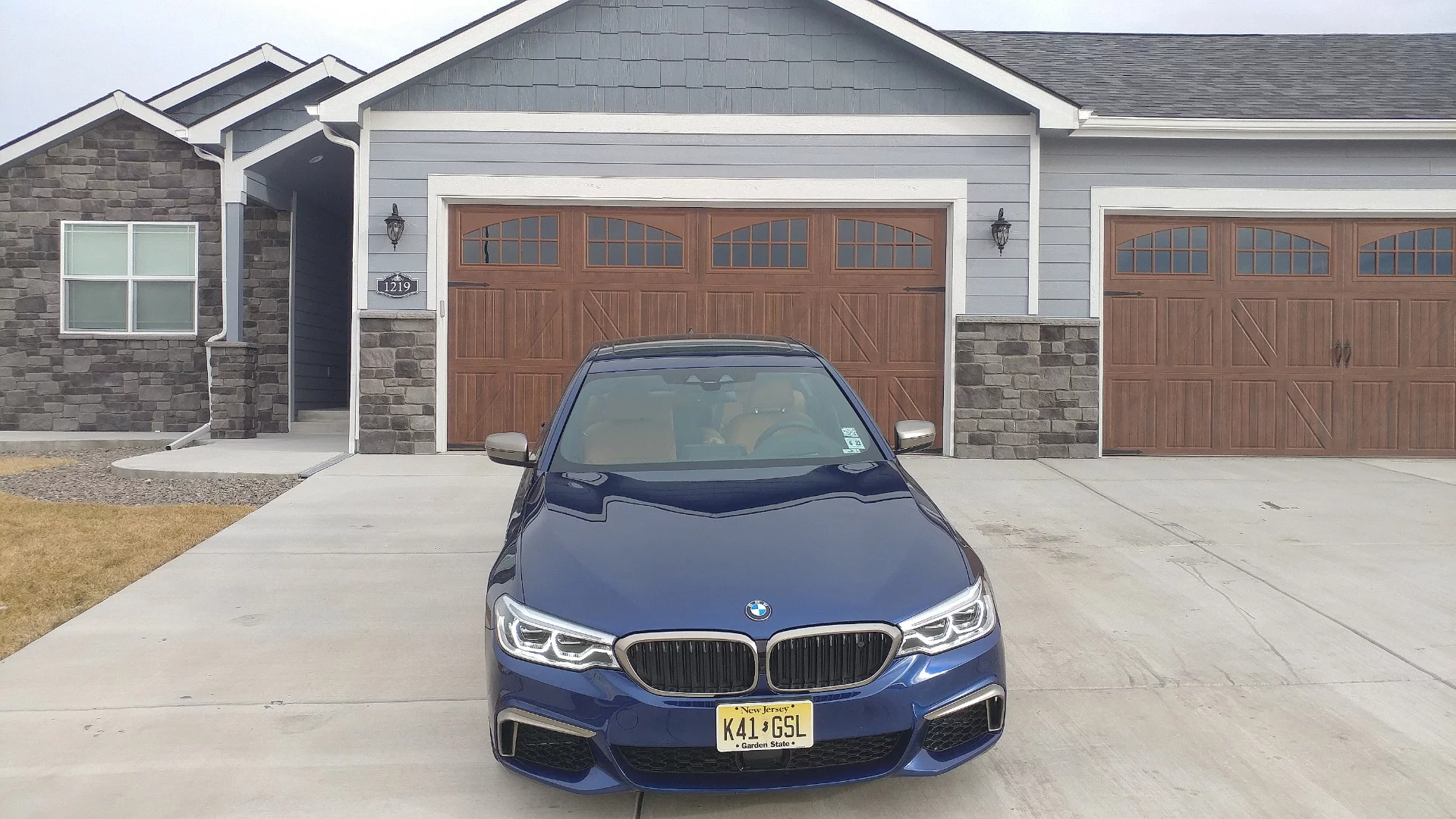 That long hood promises a lot going on underneath and with the M550i, that promise is fulfilled