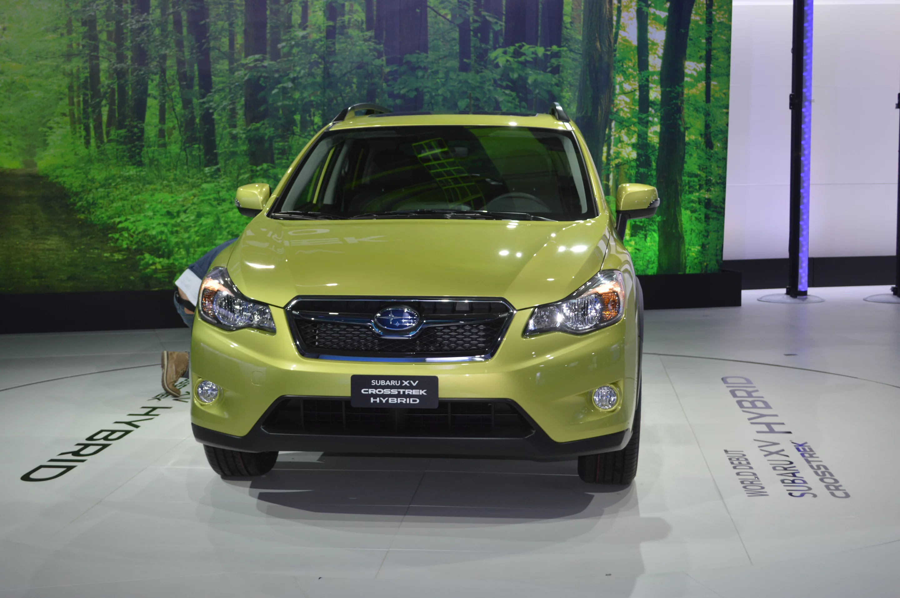 Subaru's first production hybrid debuts at the 2013 NY International Auto Show