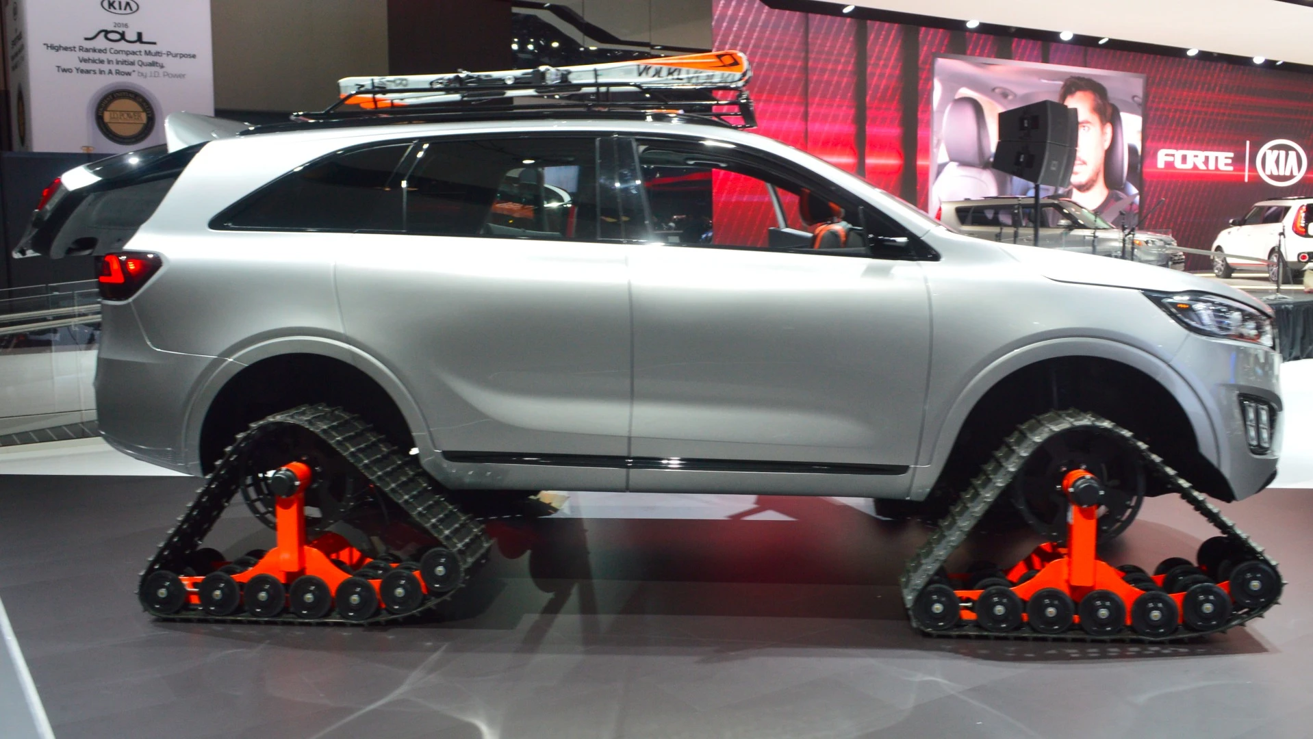 Kia Sorento Ski Gondola at the 2016 LA Auto Show