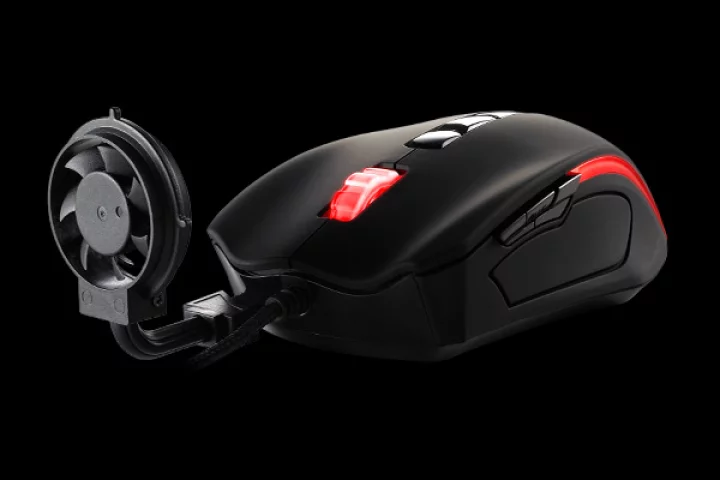 The Black Element Cyclone mouse is the first gaming mouse to feature a detachable fan that cools the user's hand to keep it from sweating