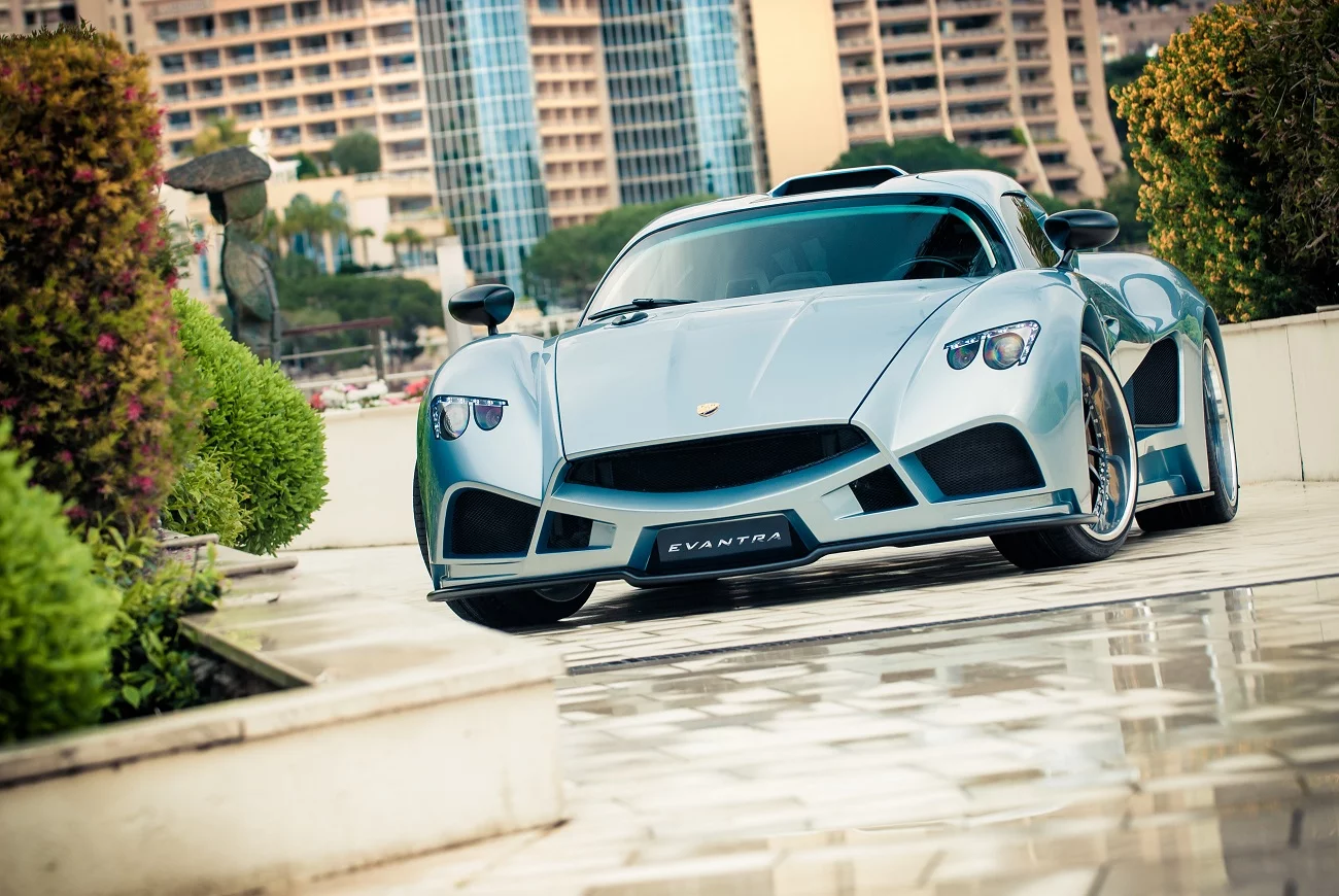 Mazzanti claims the Evantra can trot to 62 mph (100 km/h) in 3.2 seconds