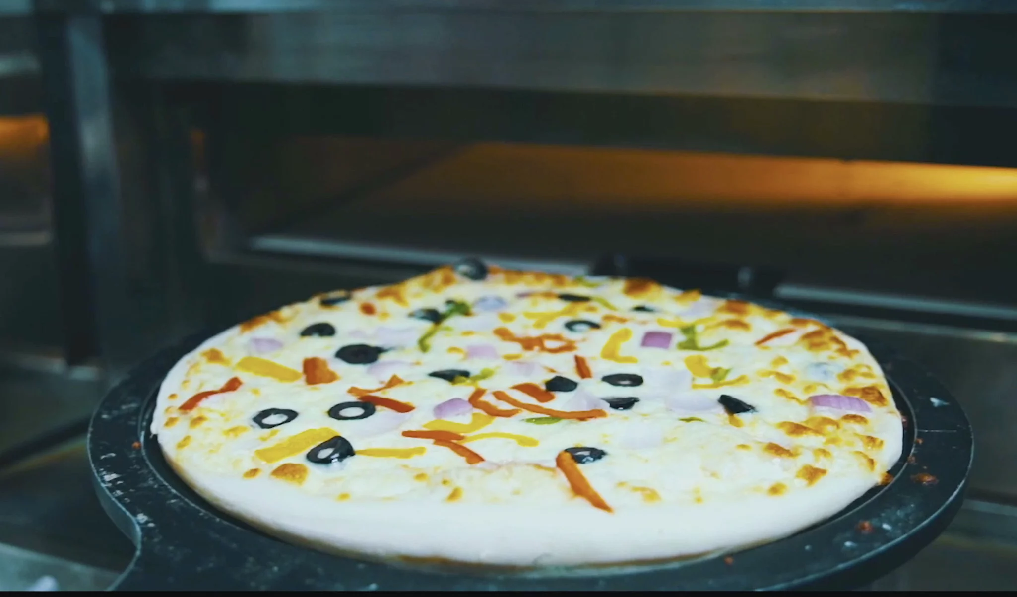 Operators can choose between different types of pizza ovens, including traditional, conveyor-style and brick