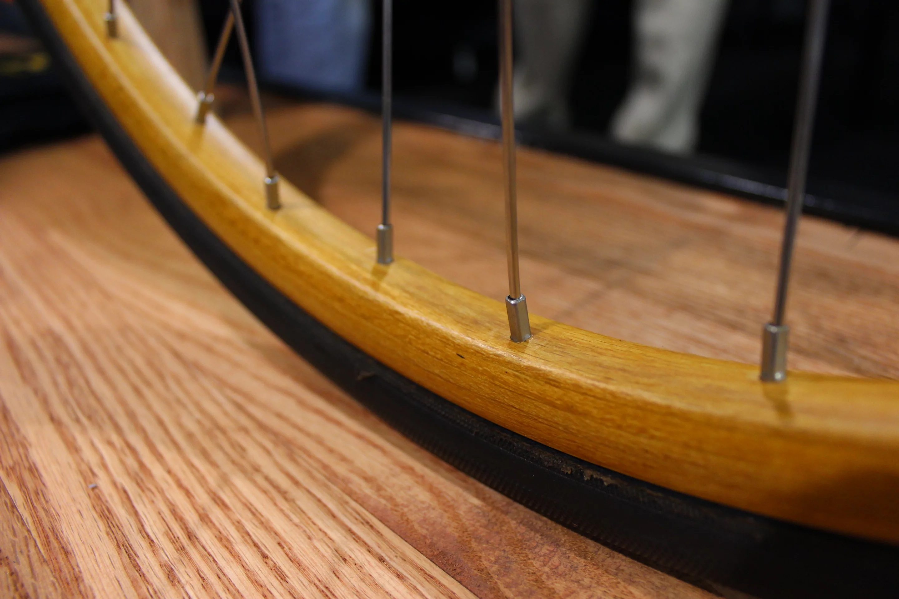 The stayer racer's wooden rims