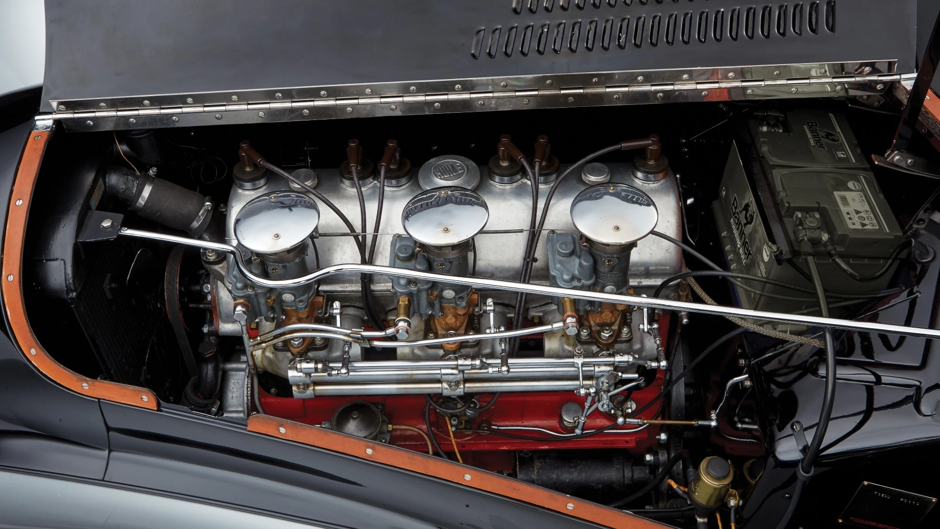 So strong was the car's 140 bhp, 3,996 cc inline six-cylinder engine (with hemispherical combustion chambers and triple Stromberg carburettors), that the car remained competitive in the early post-war years, winning the Spa 24 Hour race in 1948.