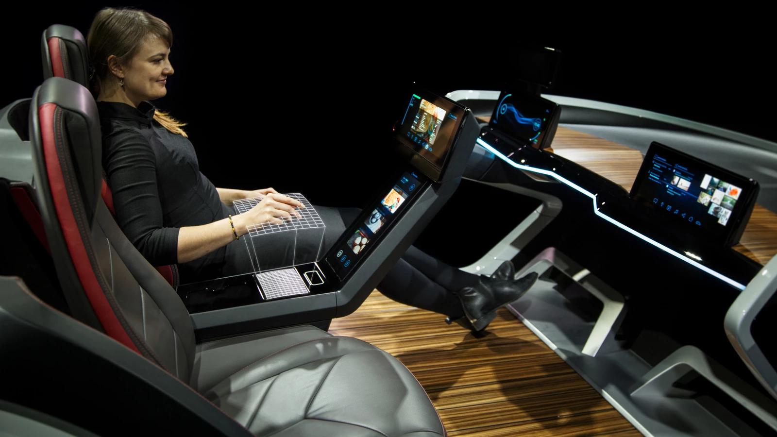 Bosch's 2017 concept features screens all over, just like last year
