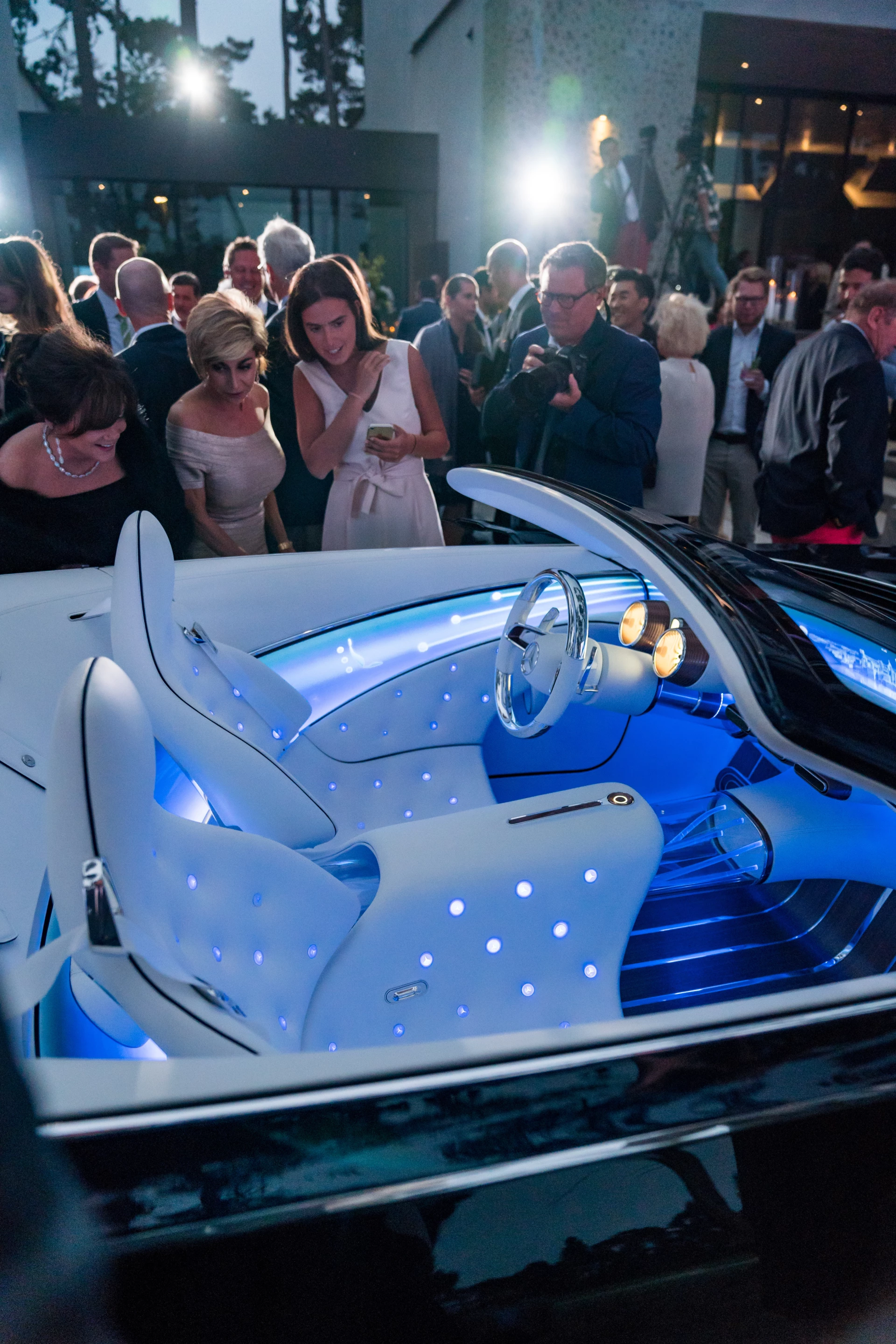 The Vision Mercedes-Maybach 6 Cabriolet is presented in Monterey