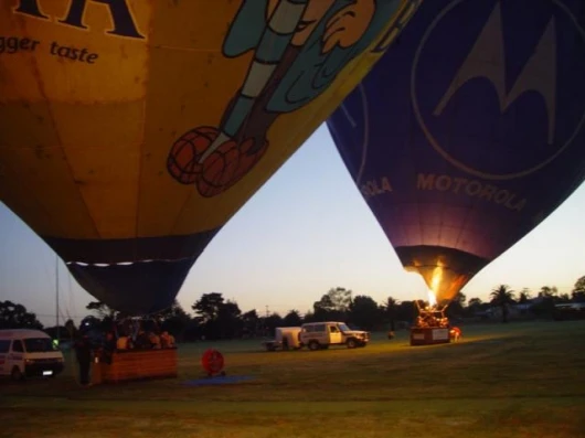 The final topping up of the balloons