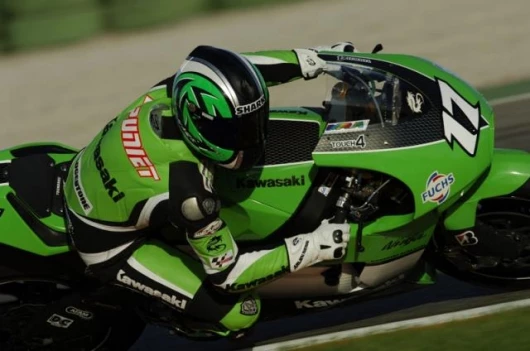 de Puniet tried the Kawasaki for the first time